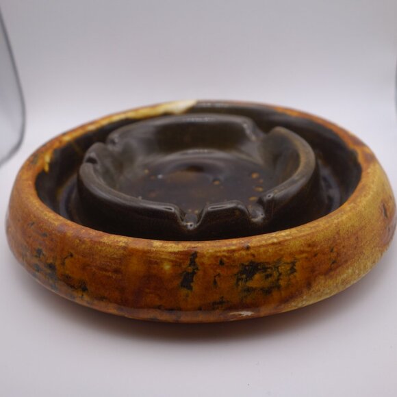Brown Ceramic Ash Tray with inner ash tray design - Picture 7 of 16